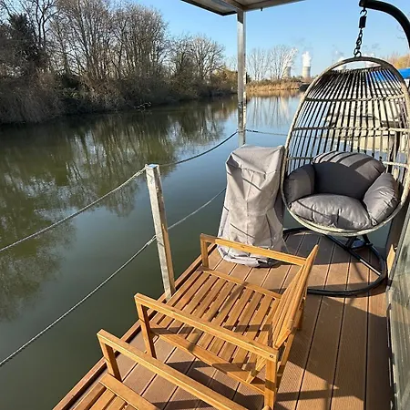 La Dolce ! Sauna, Spa, Cinema Botel *