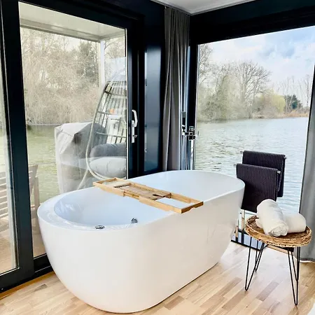 Botel La Dolce ! Sauna, Spa, Cinema *