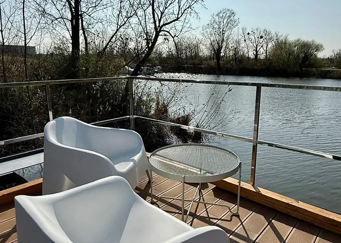 Botel La Dolce ! Sauna, Spa, Cinema