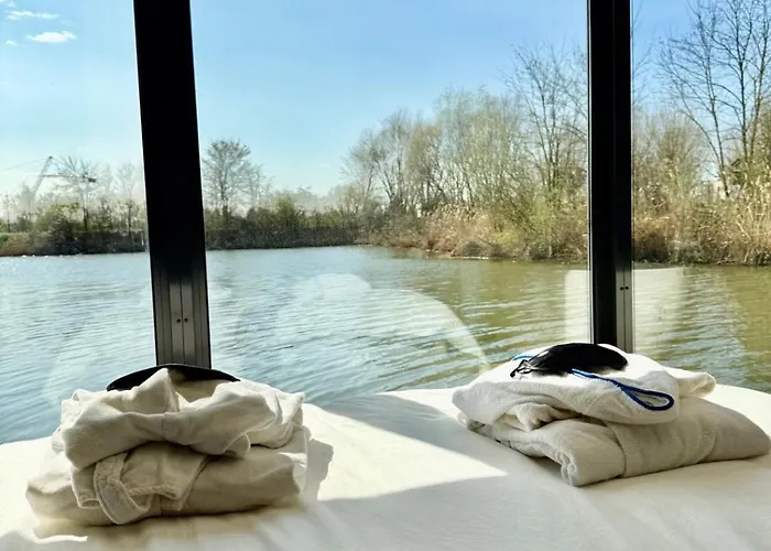 Botel La Dolce ! Sauna, Spa, Cinema Basse-Ham