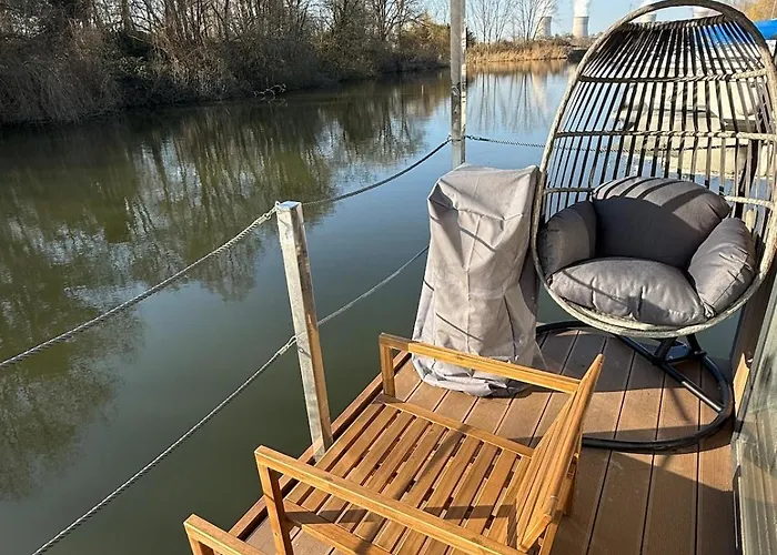 La Dolce ! Sauna, Spa, Cinema Botel *