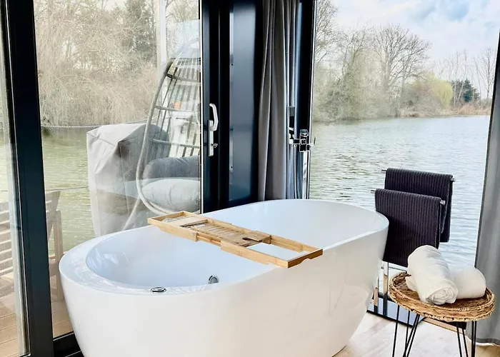 Botel La Dolce ! Sauna, Spa, Cinema *