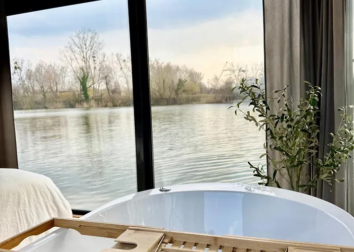 Botel La Dolce ! Sauna, Spa, Cinema *